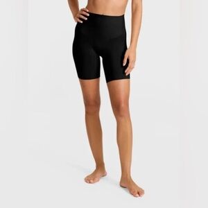 NWT COMMANDO Women's SMALL Zone Smoothing Long Leg Shaping Short CC120 Black $78